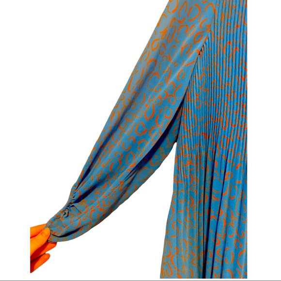 NWT Nine West Pleated V-Neck Top - Balloon Sleeves Animal Print Work Going Out - Picture 7 of 12